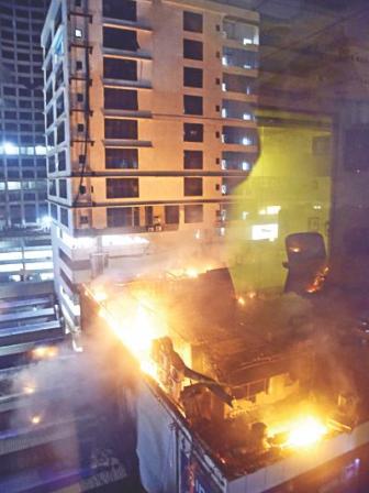 mumbai_restaurant_fire.jpg