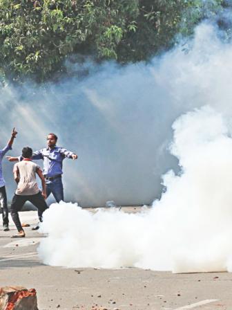 shahbagh_in_chaos3.jpg