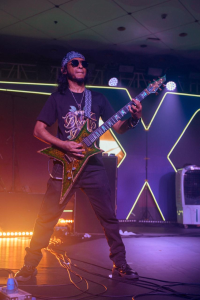 ‘Eto Boka Keno Tumi’: AvoidRafa’s first solo show marks a night of music and reunion