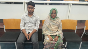 Josna Begum and her son Md Sazzad. Photo: Star